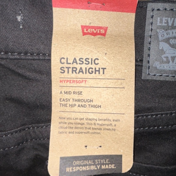 NWT Levi’s women’s classic straight leg mid rise - Picture 4 of 8